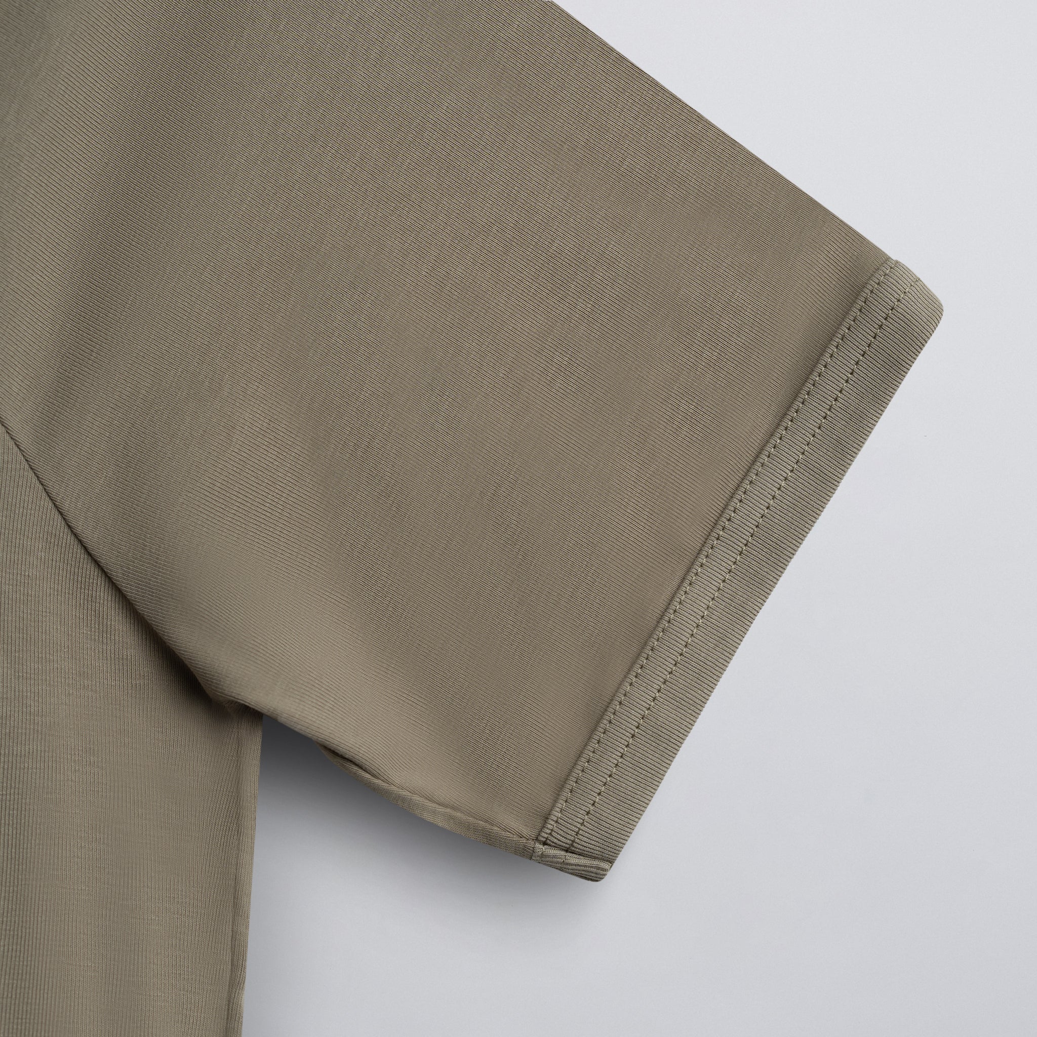 Basic Raglan Tee Olive