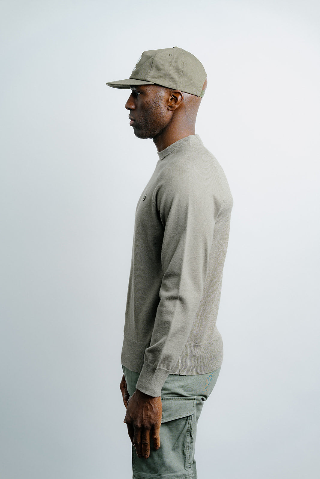 Light Weight Knit Sweater Olive